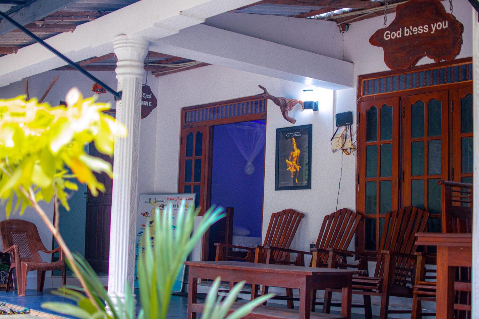 Tourist Holiday Inn Dambulla Exteriér fotografie